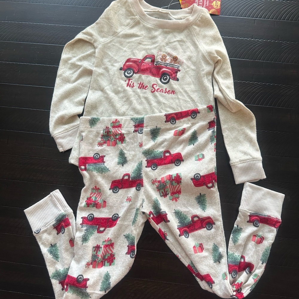 Magic Cream and Red Pajama Set with Heart Pattern